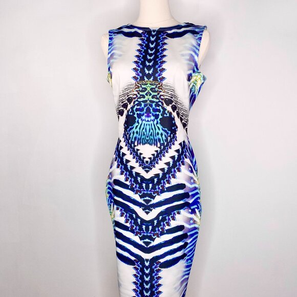 Asos Petite - Bold Abstract Stripe Bodycon Dress - Picture 1 of 9